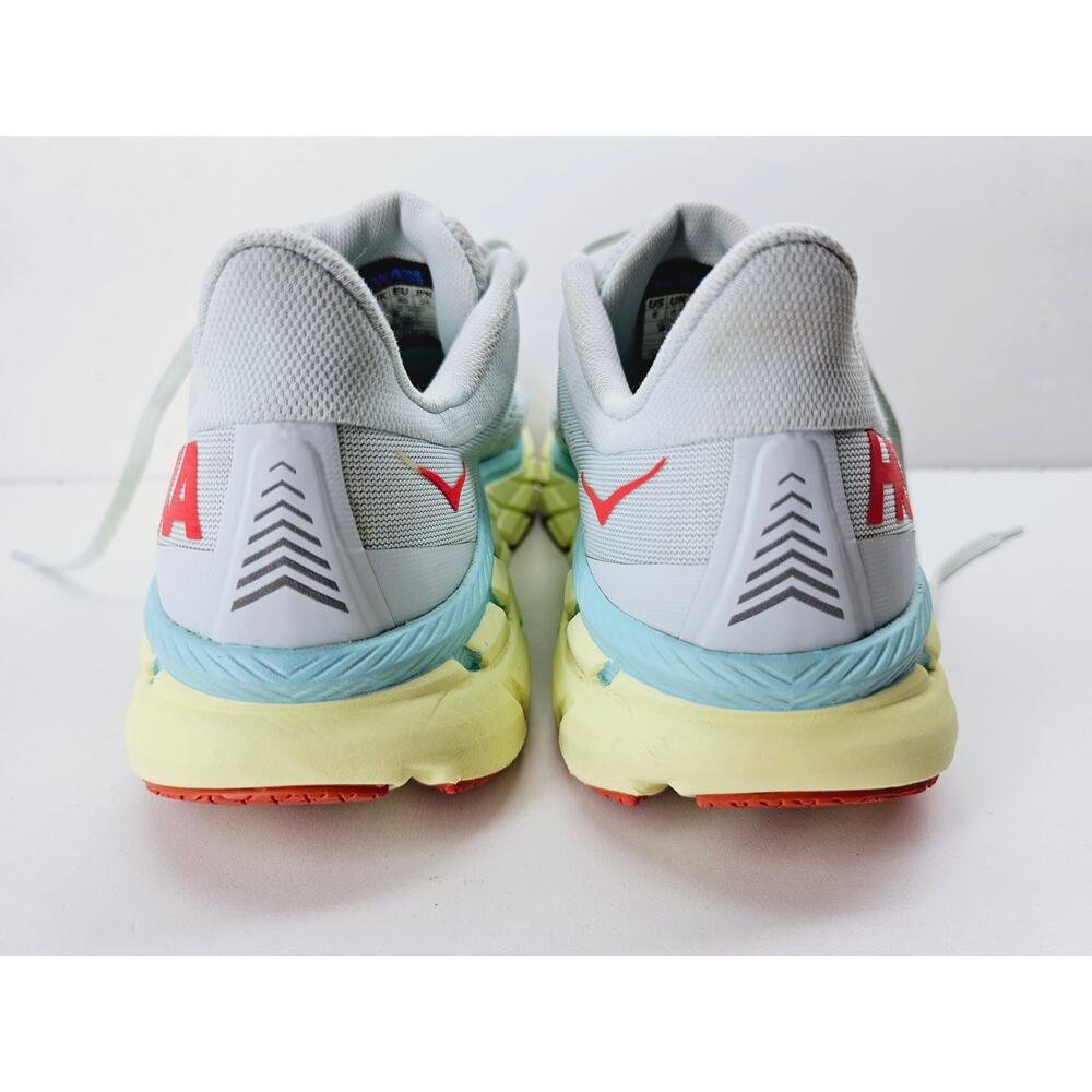 Hoka Women 8 Comfy footwear - Picture 6 of 10